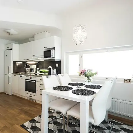 Tuomas' Luxurious Suites, Kitka. Ροβανιέμι